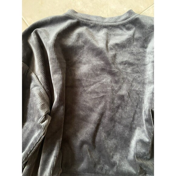 Hippie Rose Long Sleeve Crop Velour Women’s Sz XL Pullover Sweater Dark Silver - Picture 9 of 14